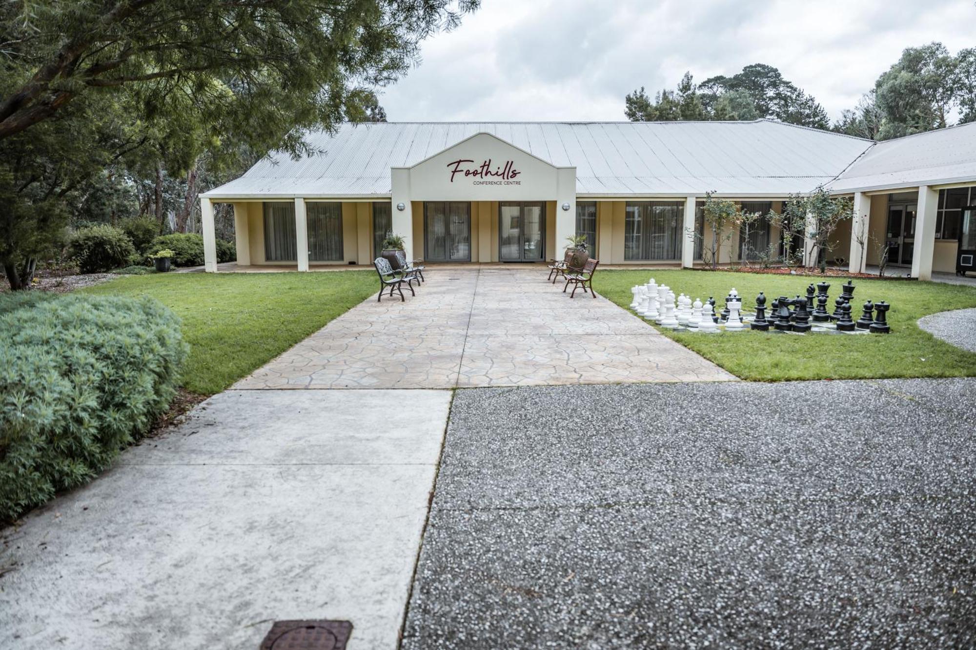 Foothills Conference Centre Hotel 4*